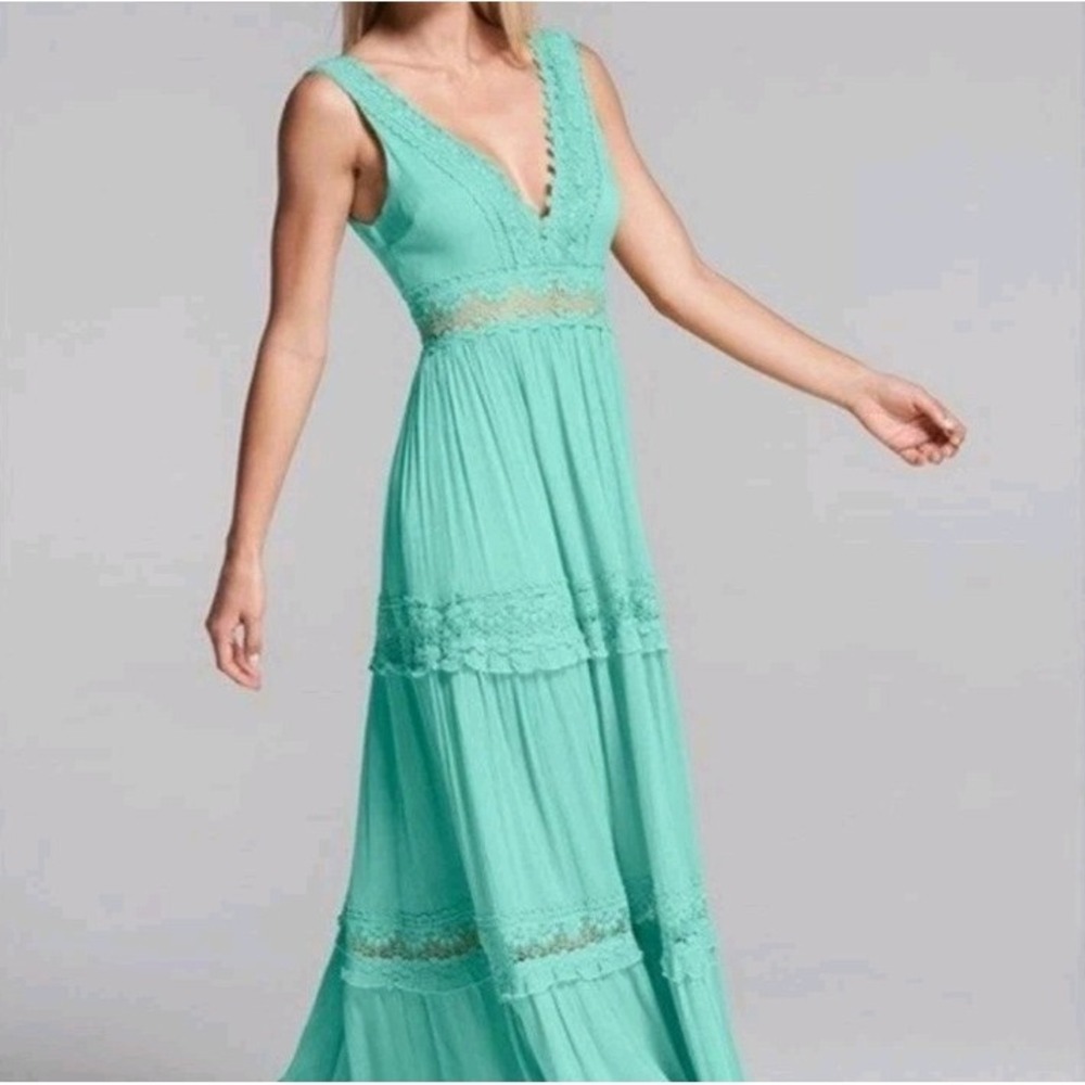 Venus Lace Tiered Maxi Dress Mint Size 16 Boho Flowy V Neck Wide Straps